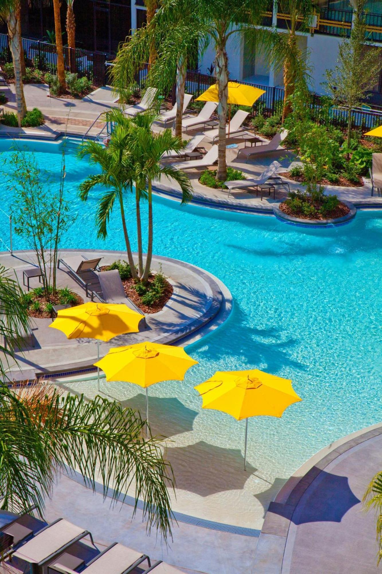 Sheraton Orlando Lake Buena Vista Resort Exterior photo